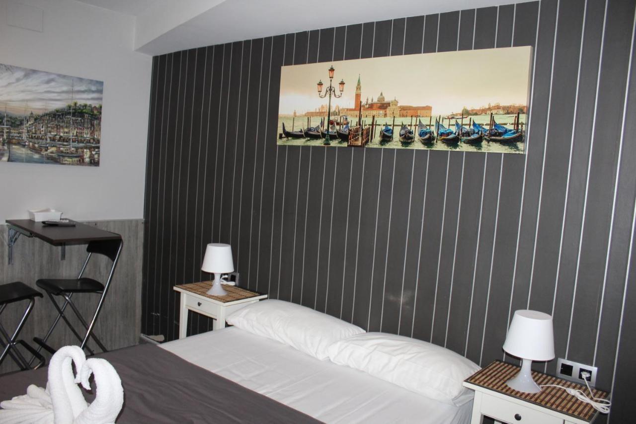 Bcn Condal Hostal 바르셀로나 외부 사진