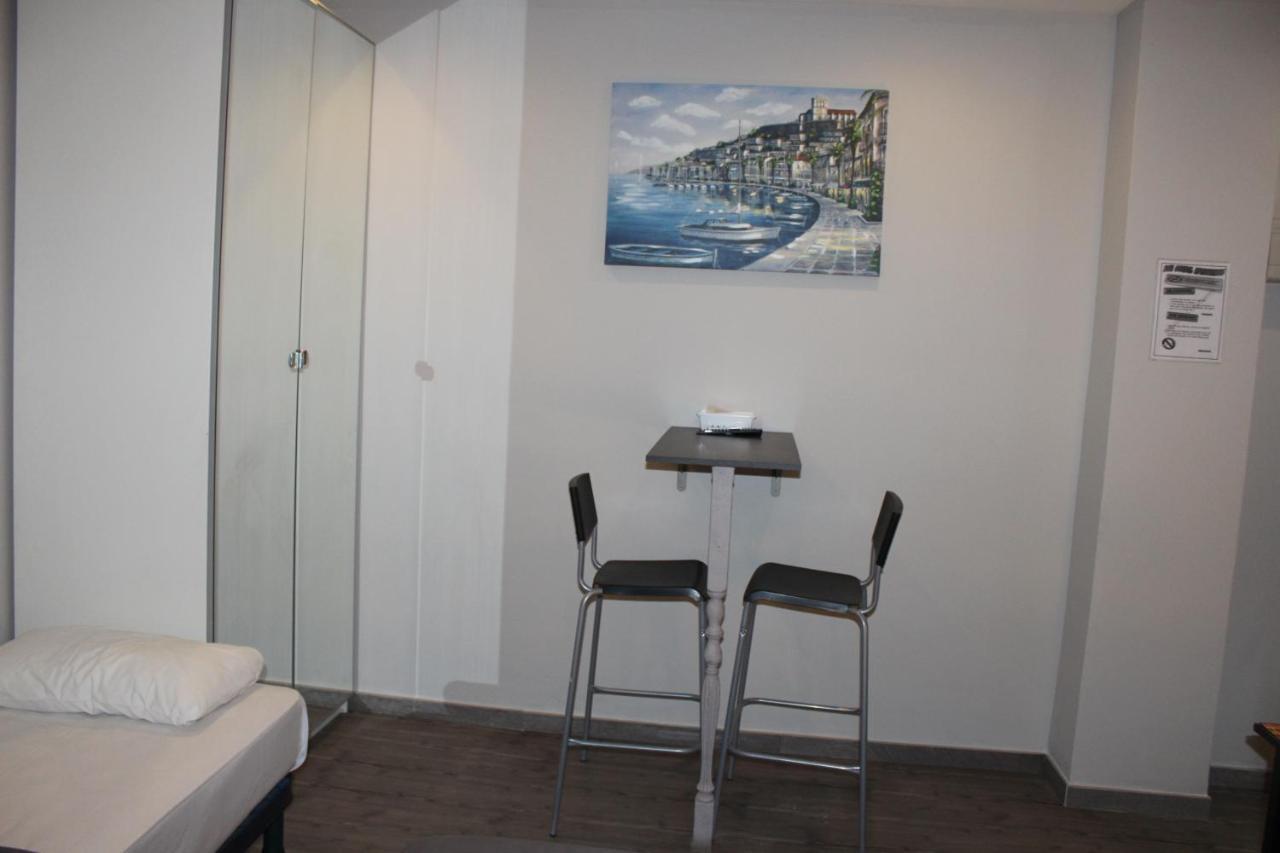 Bcn Condal Hostal 바르셀로나 외부 사진