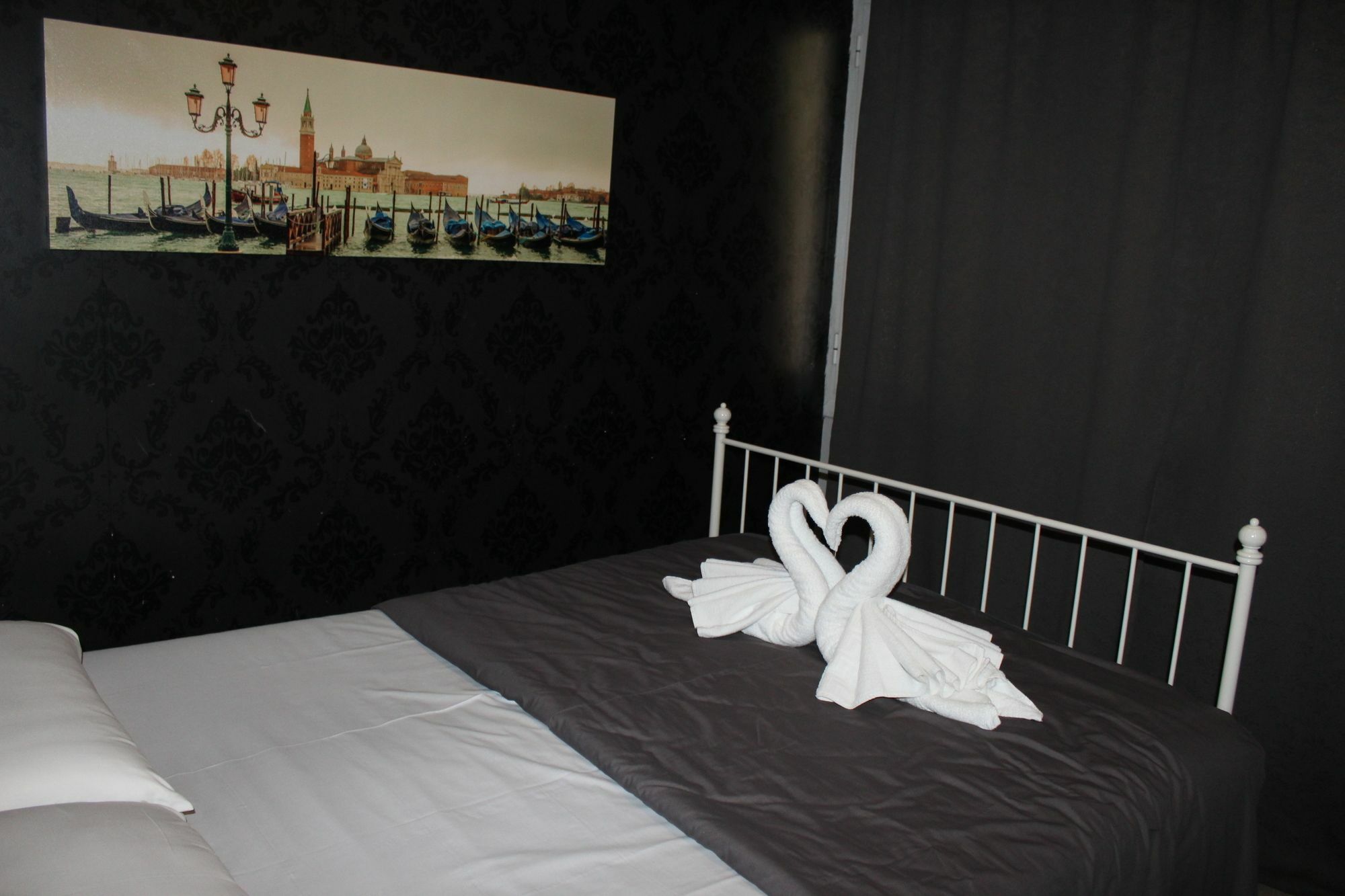 Bcn Condal Hostal 바르셀로나 외부 사진
